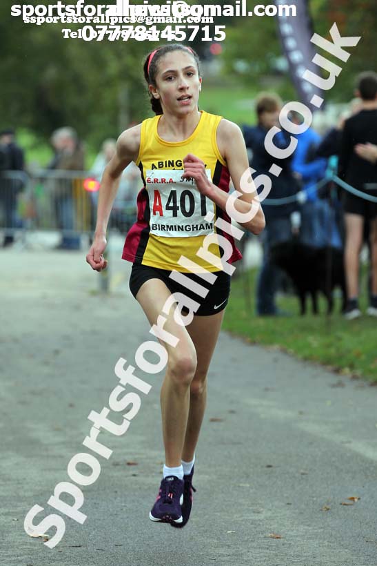 Girls under-15 3 stage road relay, 2019 ERRA 6 and 4 Stage Relay and Young Athletes.  Photo: David T. Hewitson/Sports for All Pics